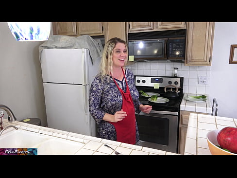 ❤️ Stepmom milking him in the kitchen before his date. ❤️❌ Super sex at en-gb.xxxtophd.ru ☑